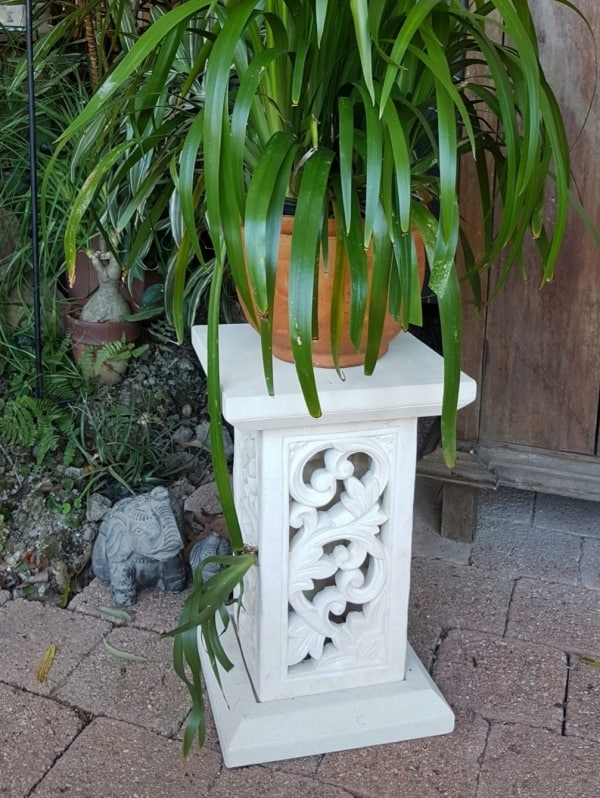limestone plant stand - SCROLL 50x30cm - CPS38. Create an ambience in your garden or home. Add a 12 volt light for your garden.