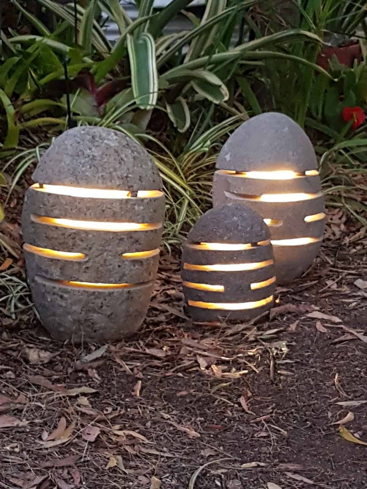 River Rock Garden Light 45x30cm • CasaPandan lighting & stone