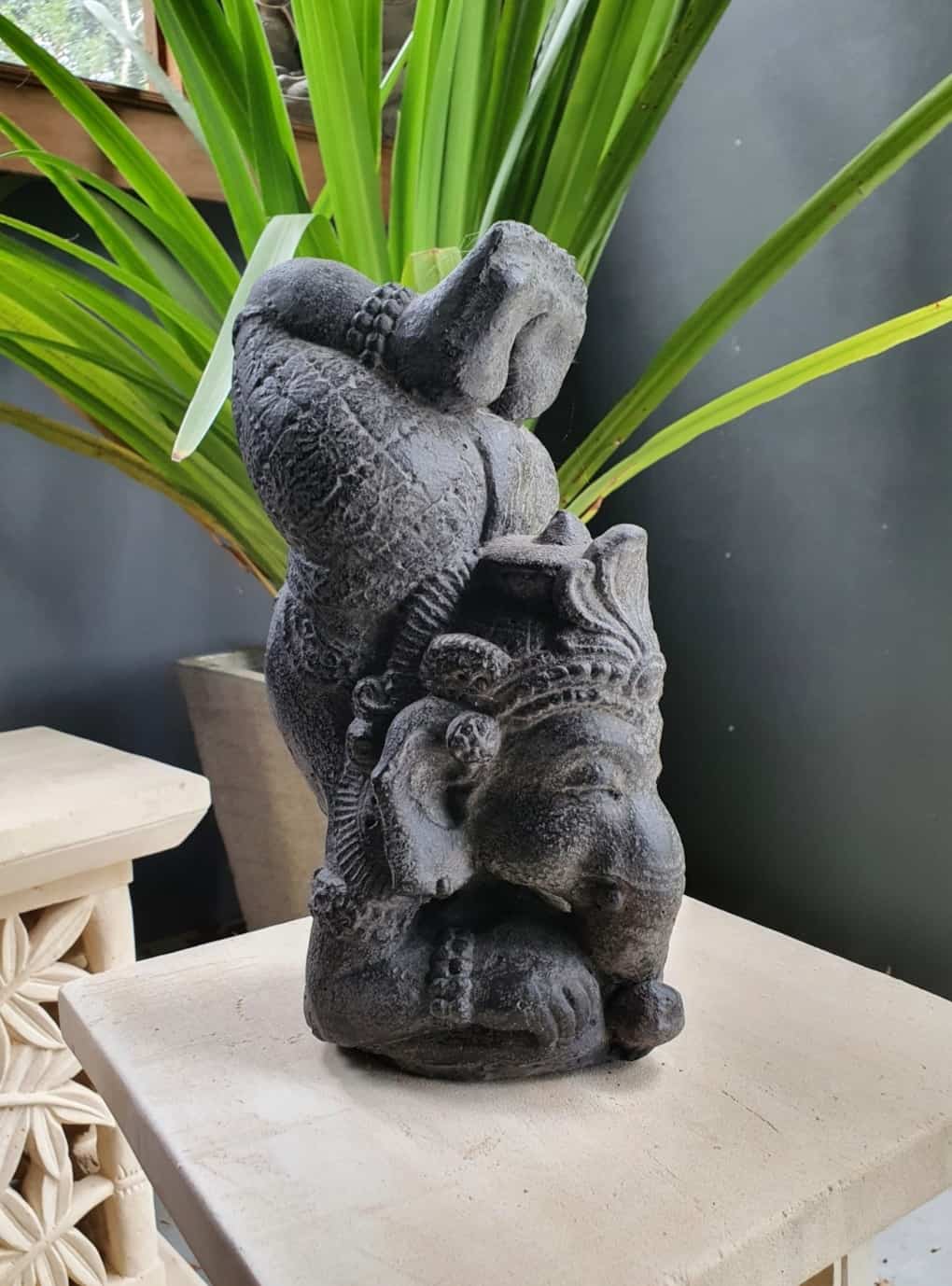 YOGA GANESH statue 30x20cm - Ganesh is said to be connected to the root chakra. Let this special GANESH help you to focus and succeed.