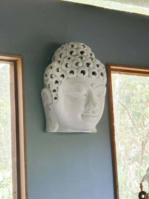 A stylish and fun addition to any home or garden. This Buddha Head Wall Light -CPS114 30cm will add a magical touch to your wall.