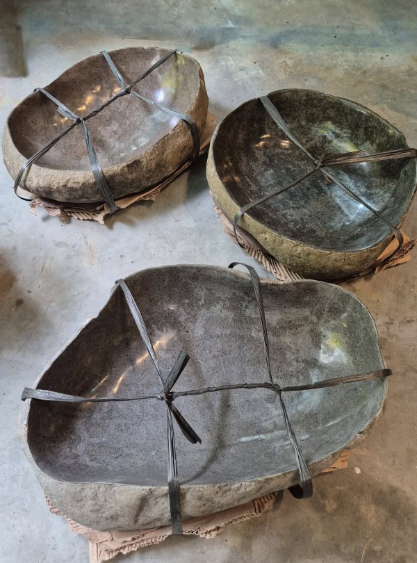 Stone WATER bowl- Birds. Dogs CPS60 - handcrafted in Bali. A dog bowl or bird bath in your garden for them to drink or bath in.