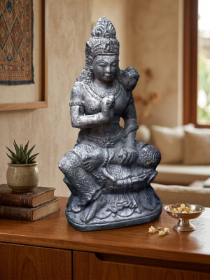 This beautifully crafted Small Dewi Sri Statue – CPS216 - 40cm honours the Balinese and Javanese goddess of rice, fertility, and abundance.