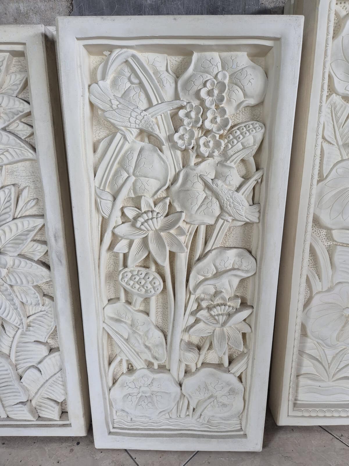 Enhance your garden or interior with our handcrafted 90cm Lotus Flower wall panel from CasaPandan. Its will bring a serene feel to any space.