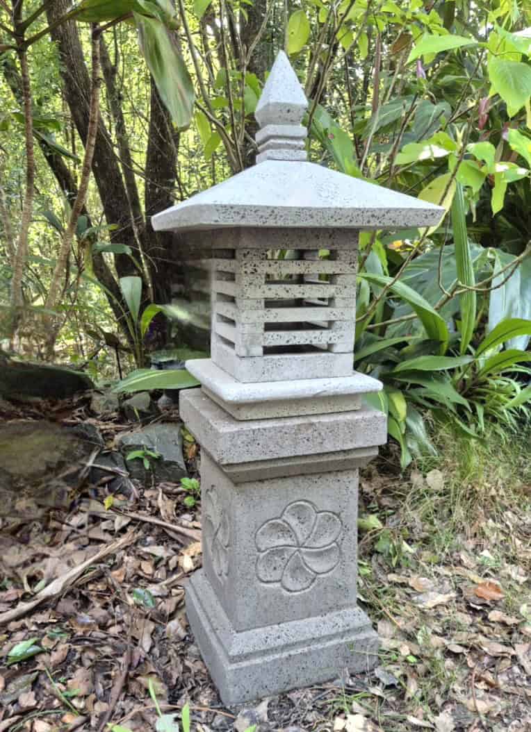 Asian Stone Garden Lantern- CPU32 from CasaPandan, handcrafted by the talented Balinese. Bring a serene ambience to your outdoor space.